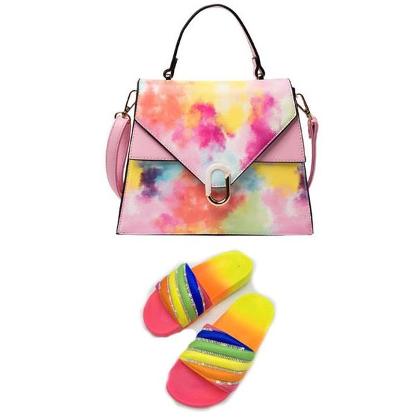 2021women shoes new fashion flats snug slippers and bags flip flops open toes slides elegant girls heel sandals with purses set, Black
2021women shoes new fashion flats snug slippers and bags flip flops open toes slides elegant girls heel sandals with purses set, Black