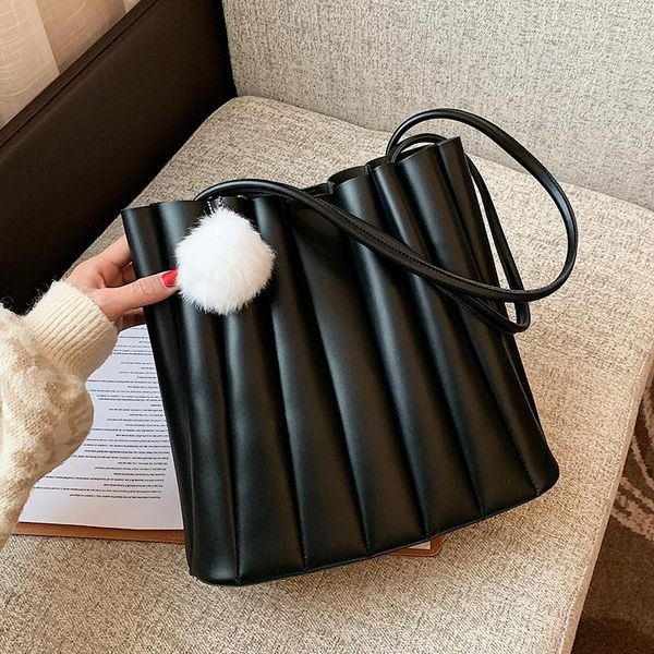 composite bags special new design small pu leather shoulder bags for women 2021 luxury trend handbags with hairball
composite bags special new design small pu leather shoulder bags for women 2021 luxury trend handbags with hairball