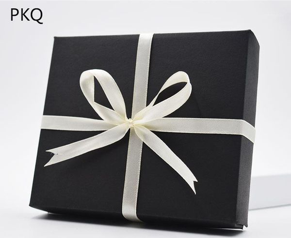 10pcs bowknot small kraft paper cover box brown/white/black gift packaging paper box for jewelry/chocolate/candy with ribbon1
10pcs bowknot small kraft paper cover box brown/white/black gift packaging paper box for jewelry/chocolate/candy with ribbon1