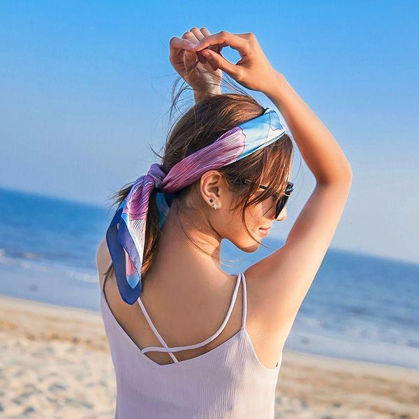 scarves 2021 han edition fashion age season joker small silk summer 2503 ms elegant scarf adornment chiffon, Blue;gray
scarves 2021 han edition fashion age season joker small silk summer 2503 ms elegant scarf adornment chiffon, Blue;gray