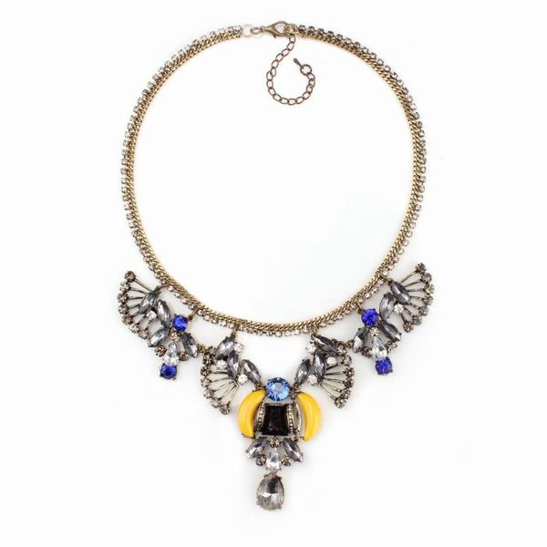 latest model fashion luxury crystal pendant brand statement chain handmade necklaces for women, Silver
latest model fashion luxury crystal pendant brand statement chain handmade necklaces for women, Silver