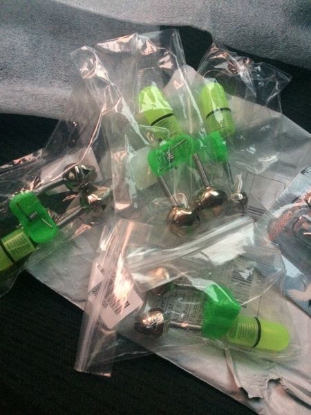 outdoor night fishing rod tip red light twin bells ring fish bite bait alarm item code: focalvalue5841 wholesale
outdoor night fishing rod tip red light twin bells ring fish bite bait alarm item code: focalvalue5841 wholesale
