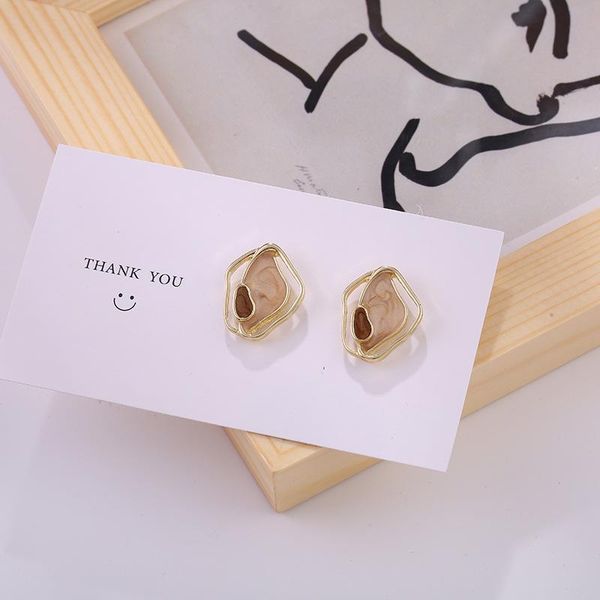 stud 2021 fashion vintage minimalist wave earrings exquisite enamel geometric zinc alloy jewelry for girl office, Golden;silver
stud 2021 fashion vintage minimalist wave earrings exquisite enamel geometric zinc alloy jewelry for girl office, Golden;silver