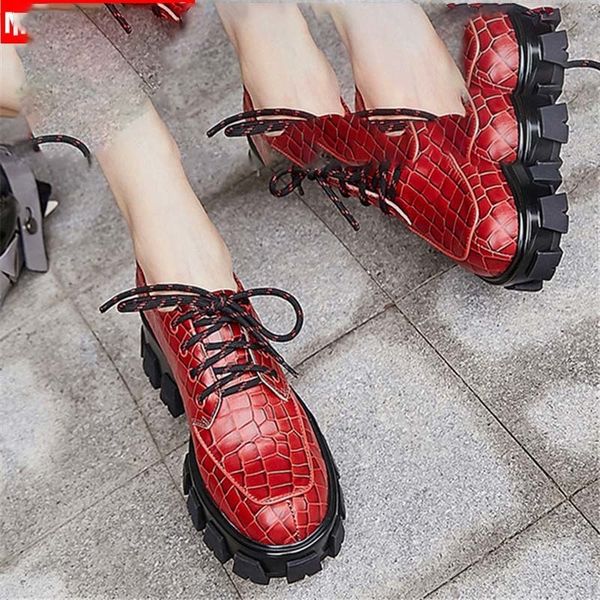 new autumn residents come genuine leather casual square heels round toe woman fashions lace to comfortable shoes, Black;brown
new autumn residents come genuine leather casual square heels round toe woman fashions lace to comfortable shoes, Black;brown