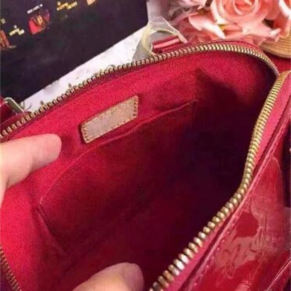 newset alma bb pm shell women genuine leather flower embossed shoulder bags with lock handbags crossbody bag
newset alma bb pm shell women genuine leather flower embossed shoulder bags with lock handbags crossbody bag