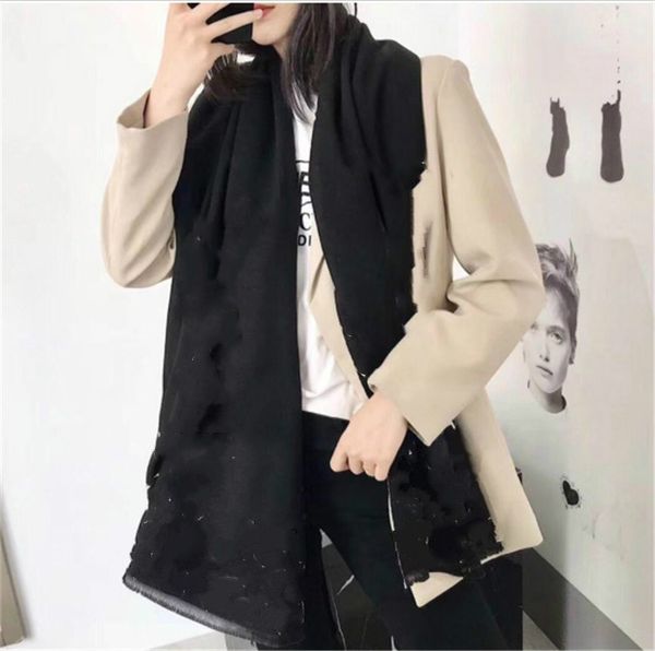 2021 new designer womans scarf cashmere long scarves classic floral printing designer womans scarves size 180x65cm, Blue;gray
2021 new designer womans scarf cashmere long scarves classic floral printing designer womans scarves size 180x65cm, Blue;gray