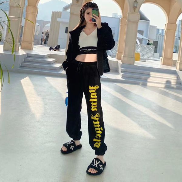 fashion brand palm drilling corduroy plus velvet casual pants women's autumn winter new high waist loose and versatile leggings, Black
fashion brand palm drilling corduroy plus velvet casual pants women's autumn winter new high waist loose and versatile leggings, Black