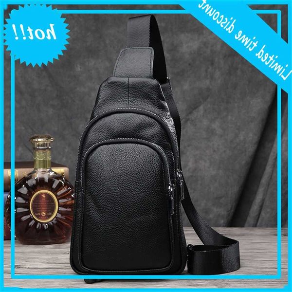 chest in spring and summer 2020 new head leather messenger business versatile one shoulder men's bag 
chest in spring and summer 2020 new head leather messenger business versatile one shoulder men's bag