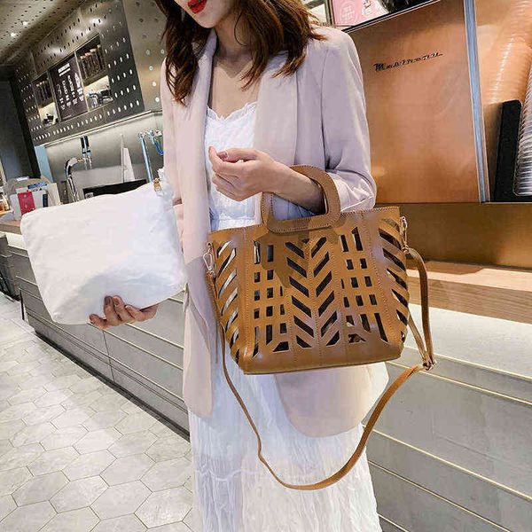 shopping bags fashion hollowed tote for women soft pu handbags large-capacity shoulder crossbody ladies summer retro beach bag purses ins 22
shopping bags fashion hollowed tote for women soft pu handbags large-capacity shoulder crossbody ladies summer retro beach bag purses ins 22