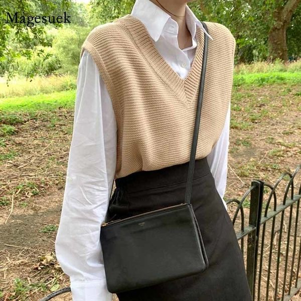 knitted vest women solid loose sweater korean autumn women's pullover sweater v-neck outerwear office fashion clothing 10974 y201128, White;black
knitted vest women solid loose sweater korean autumn women's pullover sweater v-neck outerwear office fashion clothing 10974 y201128, White;black
