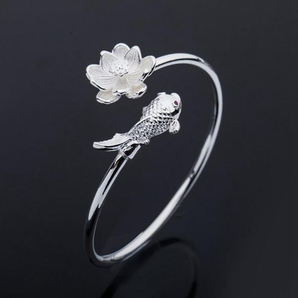 bangle 1pcs women jewelry silver plated flower fish opening charm bracelet for gifts, Black
bangle 1pcs women jewelry silver plated flower fish opening charm bracelet for gifts, Black