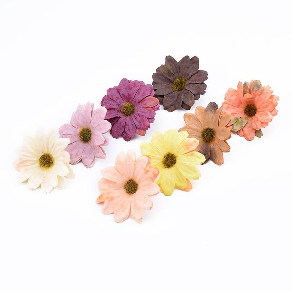 50 шт. искусственные цветы diy рождественские гирлянда новый год домашний декор аксессуары шелковая дейзи цветы бванальные аксессуары клирен
50 шт. искусственные цветы diy рождественские гирлянда новый год домашний декор аксессуары шелковая дейзи цветы бванальные аксессуары клирен