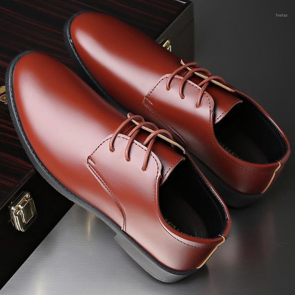 2020 men leather dress shoes solid color lace up casual formal business wedding man fashion shoe flats shoes1, Black
2020 men leather dress shoes solid color lace up casual formal business wedding man fashion shoe flats shoes1, Black