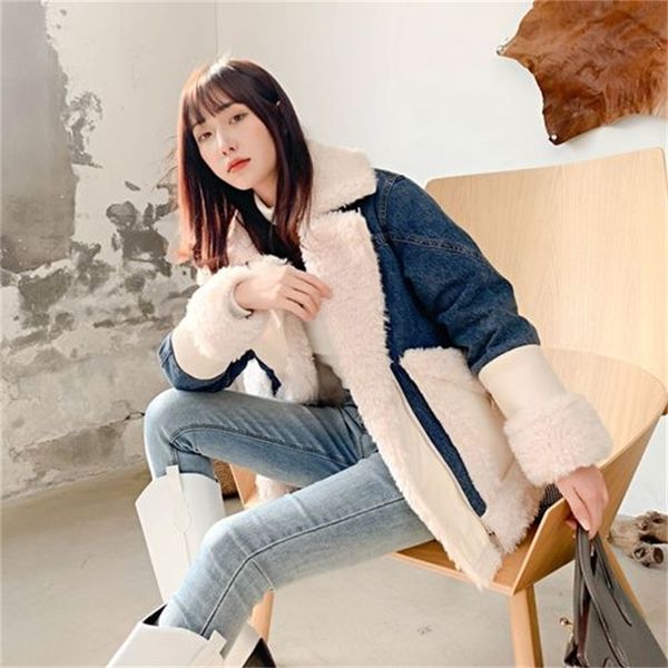 2021 new autumn and winter new cotton coat wool stitching denim jacket female long section plus velvet thick r32q, Black;brown
2021 new autumn and winter new cotton coat wool stitching denim jacket female long section plus velvet thick r32q, Black;brown