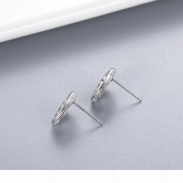 simple pattern earrings letter earrings brass 925 silver pin fashion earrings for jewelry
simple pattern earrings letter earrings brass 925 silver pin fashion earrings for jewelry
