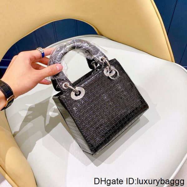 3a designer luxury handbags purses women shoulder genuine leather with houndstooth fabric cross-body saddle handbag bag
3a designer luxury handbags purses women shoulder genuine leather with houndstooth fabric cross-body saddle handbag bag