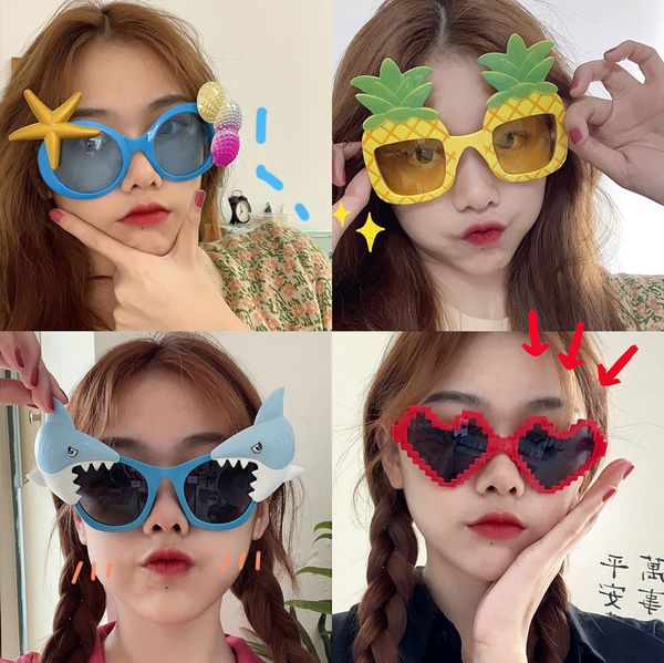 picnics, sunglasses, female sun flower, funny and lovely
picnics, sunglasses, female sun flower, funny and lovely