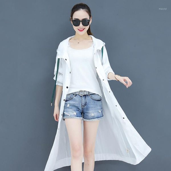 casual sunscreen trench coat women's long section 2020 summer new loose large size was thin thin windbreaker with cap coat l2861, Tan;black
casual sunscreen trench coat women's long section 2020 summer new loose large size was thin thin windbreaker with cap coat l2861, Tan;black