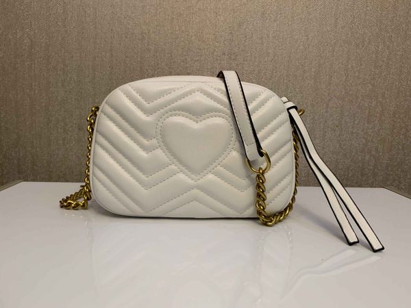 2021, the european and american single-shoulder bag classic designer designed high-quality pu bag, simple fashion delivery
2021, the european and american single-shoulder bag classic designer designed high-quality pu bag, simple fashion delivery