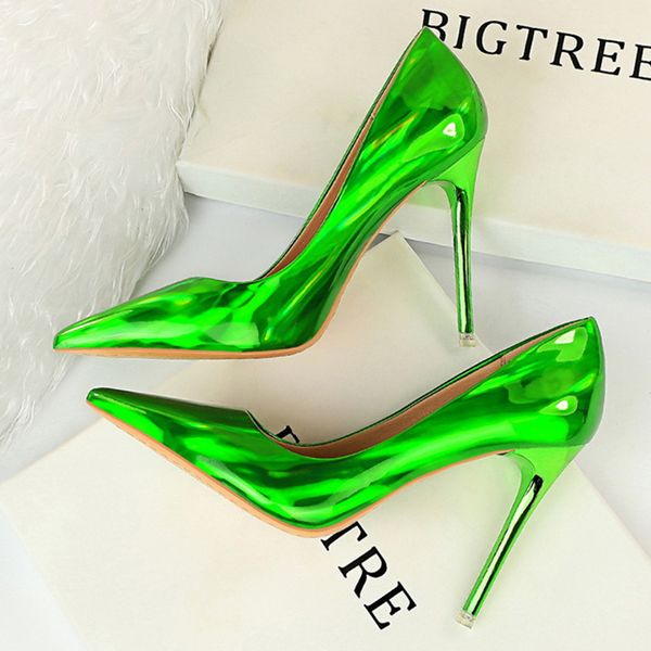 2020 women fetish green blue .5cm high heels plus size 43 stripper scarpins designer pumps stiletto wedding party shoes y200702, Black
2020 women fetish green blue .5cm high heels plus size 43 stripper scarpins designer pumps stiletto wedding party shoes y200702, Black