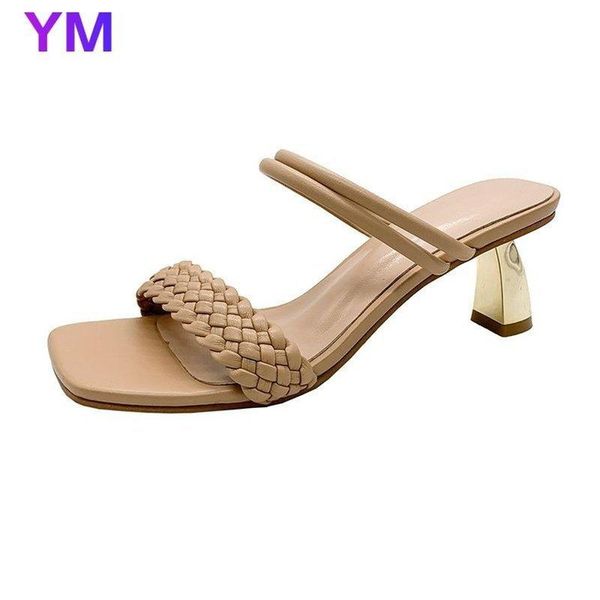 sandals fashion 2021 brand design women elegant square toe thin high heels slippers summer outdoor beach slides shoes 43, Black
sandals fashion 2021 brand design women elegant square toe thin high heels slippers summer outdoor beach slides shoes 43, Black