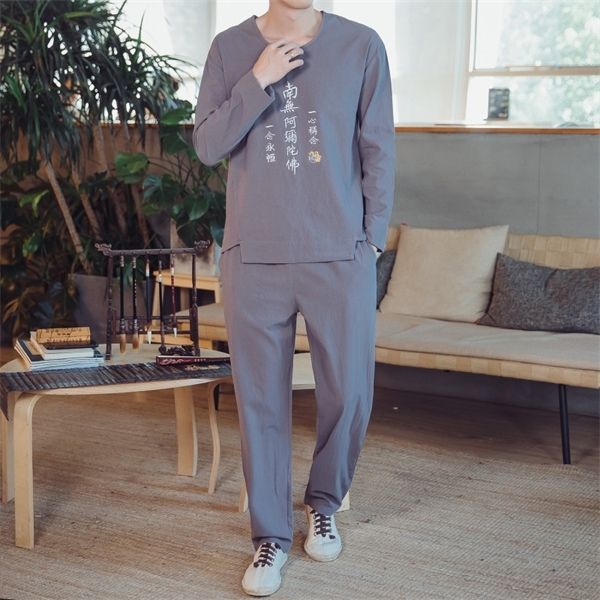 fall new chinese style retro personality embroidery leisure long-sleeved men's suit big size trend q1217, Black;white
fall new chinese style retro personality embroidery leisure long-sleeved men's suit big size trend q1217, Black;white