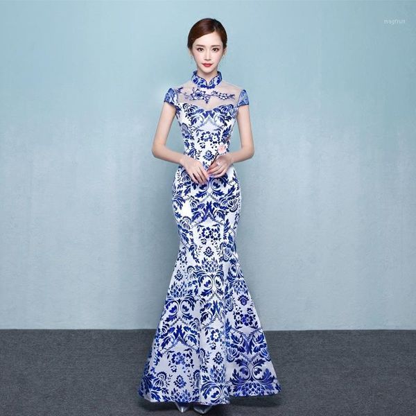 flower embroidery women cheongsam backless vintage elegant satin qipao mandarin collar trumpet chinese evening party dress gown1, Red
flower embroidery women cheongsam backless vintage elegant satin qipao mandarin collar trumpet chinese evening party dress gown1, Red