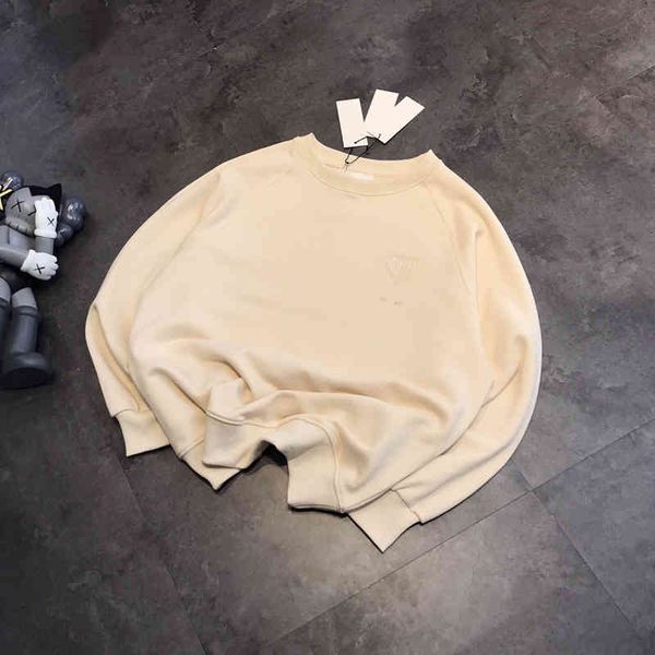 2022 factory wholesale new correct am + autumn love letter embroidery men's and women's loose raglan sweater, Black
2022 factory wholesale new correct am + autumn love letter embroidery men's and women's loose raglan sweater, Black