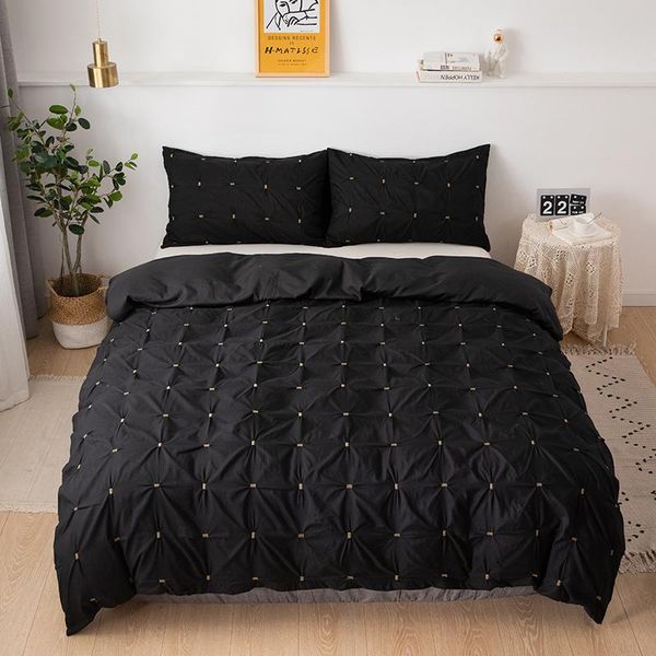 european style bedding set polyester sanding plaid dotted duvet cover set king/ size solid bed linens bedclothes
european style bedding set polyester sanding plaid dotted duvet cover set king/ size solid bed linens bedclothes