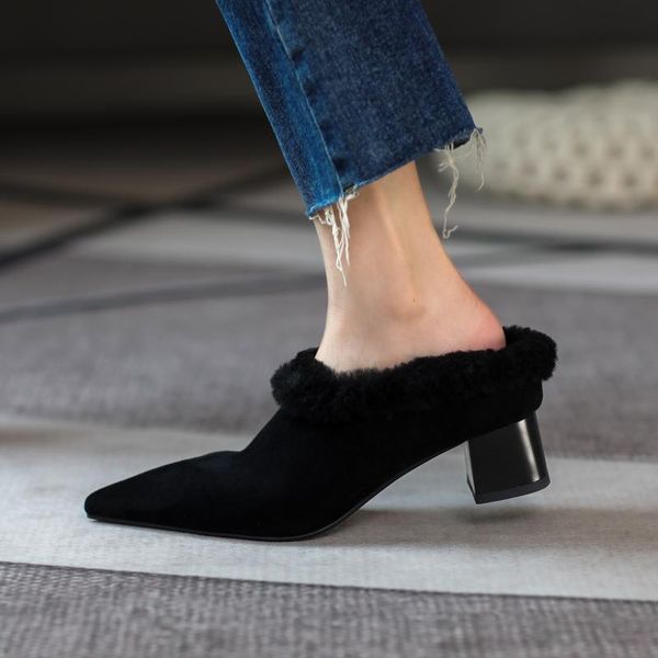 dovereiss fashion women's shoes winter new pointed toe mules pure color white consice elegant chunky heels slippers 33-40, Black 
dovereiss fashion women's shoes winter new pointed toe mules pure color white consice elegant chunky heels slippers 33-40, Black