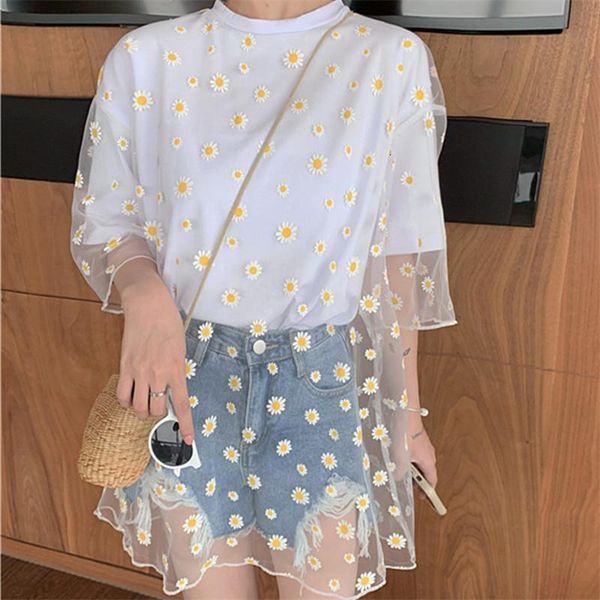 summer streetwear t shirt woman daisy print mesh patchwork tee 2020 plus size korean women clothes casual black white tshirt
summer streetwear t shirt woman daisy print mesh patchwork tee 2020 plus size korean women clothes casual black white tshirt
