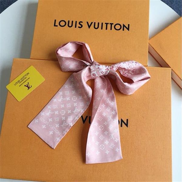 ythsh new double-layer main silk ribbon design printed women's silk scarves fashion headscarf brand handbag ribbon small long scarf 7*1, Blue;gray
ythsh new double-layer main silk ribbon design printed women's silk scarves fashion headscarf brand handbag ribbon small long scarf 7*1, Blue;gray