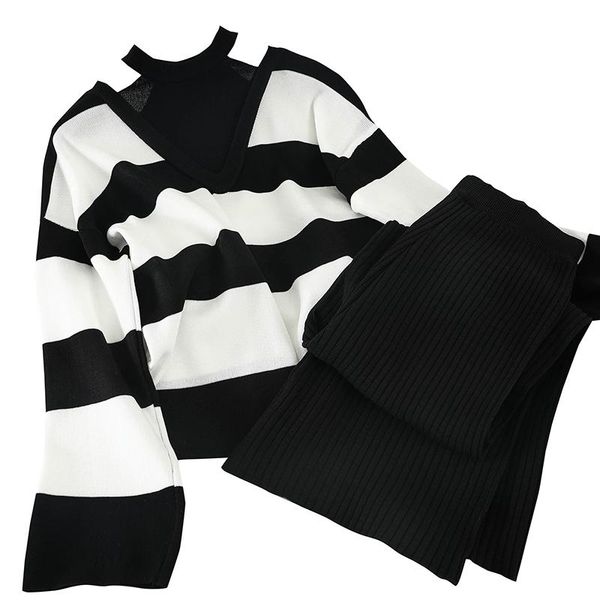 women's tracksuits fashionable style wide leg pants + contrast color striped open waist long sleeve t-shirt, Gray
women's tracksuits fashionable style wide leg pants + contrast color striped open waist long sleeve t-shirt, Gray