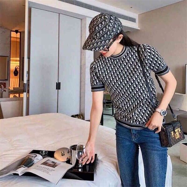 pullover black loose trendy short sleeve t-shirt print crew neck top, White
pullover black loose trendy short sleeve t-shirt print crew neck top, White