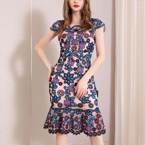 office package hip dress 3xl spring 2019 ladies women knee length flower party dress plus size vintage embroidery dresses summer1, Black;gray
office package hip dress 3xl spring 2019 ladies women knee length flower party dress plus size vintage embroidery dresses summer1, Black;gray