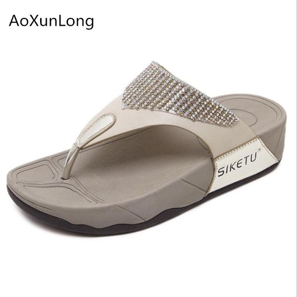 aoxunlong women summer diamond-studded flip-flops fashion thick with 4 cm outdoor slippers women non-slip leather flip flops hot, Black
aoxunlong women summer diamond-studded flip-flops fashion thick with 4 cm outdoor slippers women non-slip leather flip flops hot, Black