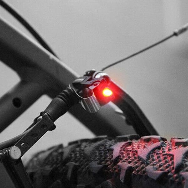 bike lights 2pcs waterproof brake light mount tail rear cycling led safety warning lamp sal99
bike lights 2pcs waterproof brake light mount tail rear cycling led safety warning lamp sal99