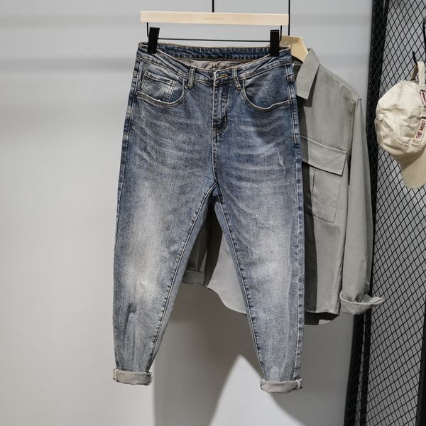 2021 New Vintage Water-washable Jeans Loose Haren Man with Small Feet Fall/winter Pants Trend 3Z08, Blue
2021 New Vintage Water-washable Jeans Loose Haren Man with Small Feet Fall/winter Pants Trend 3Z08, Blue