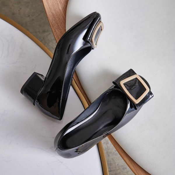 patent leather plutonium large buckle lady in office chunky pumps mean career of women slip-in-woman spring shoes more size 43, Black
patent leather plutonium large buckle lady in office chunky pumps mean career of women slip-in-woman spring shoes more size 43, Black