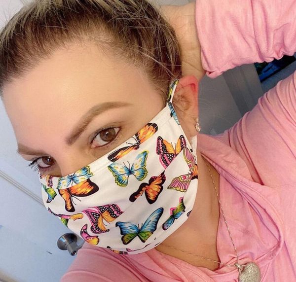 pcs nonwoven fabric designer face mask 50 luxury letter sunproof dustproof cycling sports mouth breathable masks w
pcs nonwoven fabric designer face mask 50 luxury letter sunproof dustproof cycling sports mouth breathable masks w
