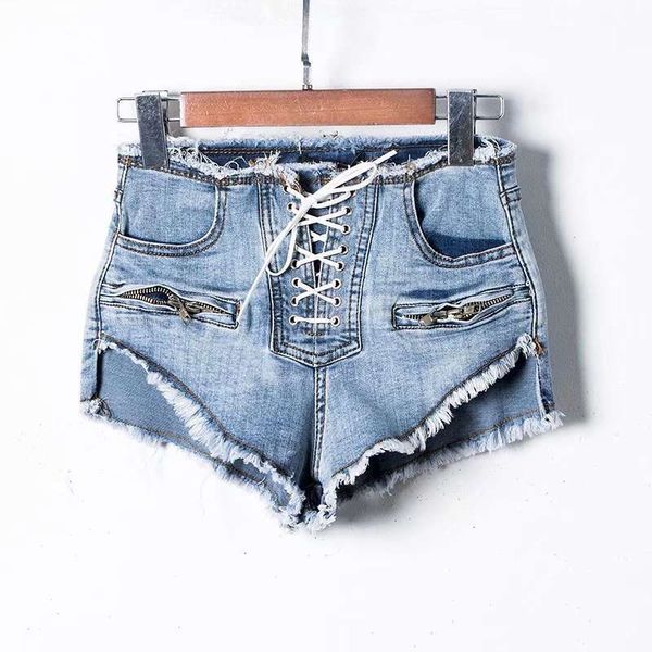 wind front placket strap short hairy edge with exposed thigh root chic wash jeans shorts pants, Blue 
wind front placket strap short hairy edge with exposed thigh root chic wash jeans shorts pants, Blue