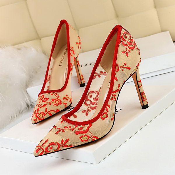 2021 new european and style fashion wedding thin heels shallow mouth pointed flower knitted shoes jqa7, Black
2021 new european and style fashion wedding thin heels shallow mouth pointed flower knitted shoes jqa7, Black