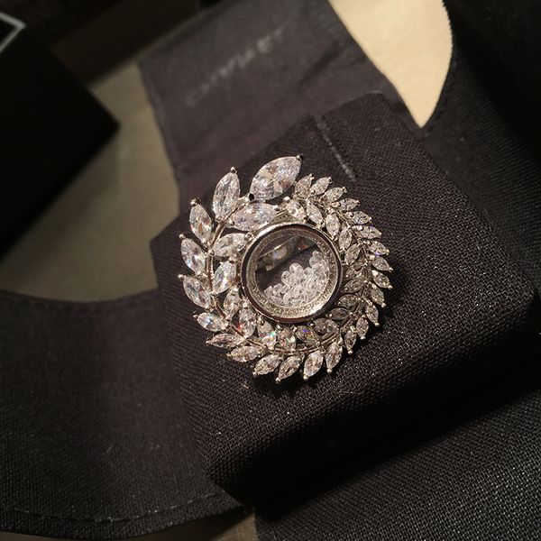 valentine's day giftolive leaf ring with super sparkle crystal zircon mirror sand broken diamond ring inlaid with zircon, Silver
valentine's day giftolive leaf ring with super sparkle crystal zircon mirror sand broken diamond ring inlaid with zircon, Silver