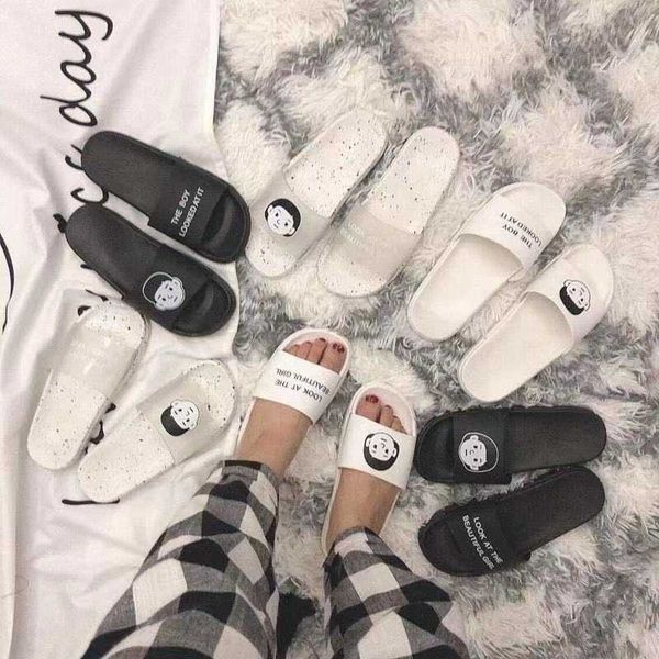 2020 new home indoor and outdoor wear korean flat bottom leisure student couple pvc slippers factory goods straight, Black
2020 new home indoor and outdoor wear korean flat bottom leisure student couple pvc slippers factory goods straight, Black