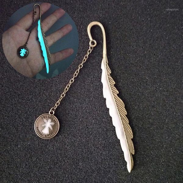 peerless luminous glow in the dark vintage bookmark leaf elf bookmark label read maker feather 4 styles1
peerless luminous glow in the dark vintage bookmark leaf elf bookmark label read maker feather 4 styles1