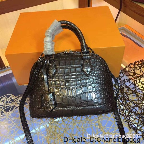 new arrival women fashion 25cm shell flap shoulder bag crossbody bags factory cost prices selling
new arrival women fashion 25cm shell flap shoulder bag crossbody bags factory cost prices selling