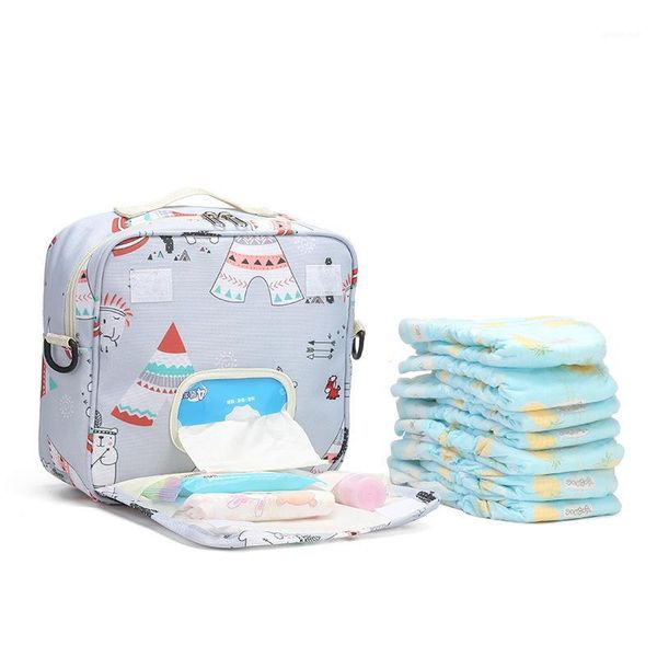 simple portable multi-function portable shoulder packet mummy bag storage bag washable cloth diaper baby reusable wet bags1
simple portable multi-function portable shoulder packet mummy bag storage bag washable cloth diaper baby reusable wet bags1