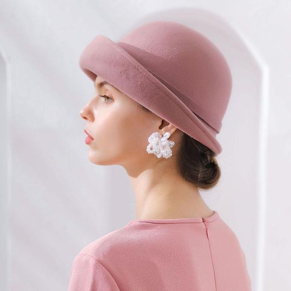 2020 fibonacci 2018 new brand quality flanging floral wool felt fedoras women's autumn winter hats dome elegant banquet fedora hat, Black;white
2020 fibonacci 2018 new brand quality flanging floral wool felt fedoras women's autumn winter hats dome elegant banquet fedora hat, Black;white