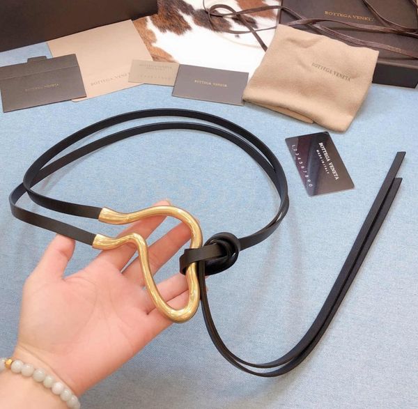 new women's belt women's high-quality leather chain tassel belt ladies fashion belt waist chain with box, Black;brown
new women's belt women's high-quality leather chain tassel belt ladies fashion belt waist chain with box, Black;brown