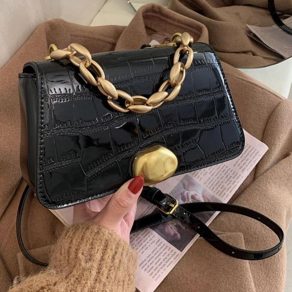 cross body hand bags women 2021 latest style all-match messenger bag leisure brand easy matching high capacity handle chains
cross body hand bags women 2021 latest style all-match messenger bag leisure brand easy matching high capacity handle chains